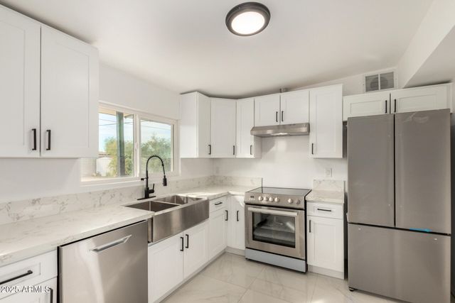 5036 S 36TH Avenue, Phoenix, AZ 85041