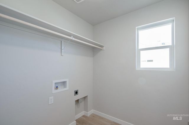 7313 S Menzingers Ave, Meridian, ID 83642