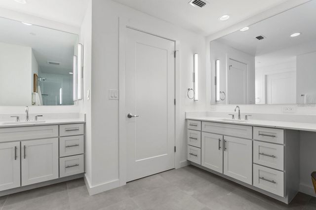 920 N OSCEOLA AVENUE 209, Clearwater, FL 33755