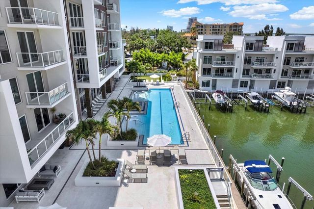 920 N OSCEOLA AVENUE 209, Clearwater, FL 33755