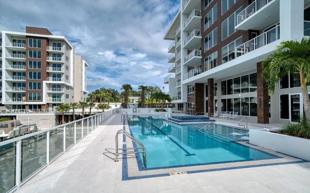 920 N OSCEOLA AVENUE 209, Clearwater, FL 33755