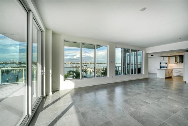 920 N OSCEOLA AVENUE 209, Clearwater, FL 33755