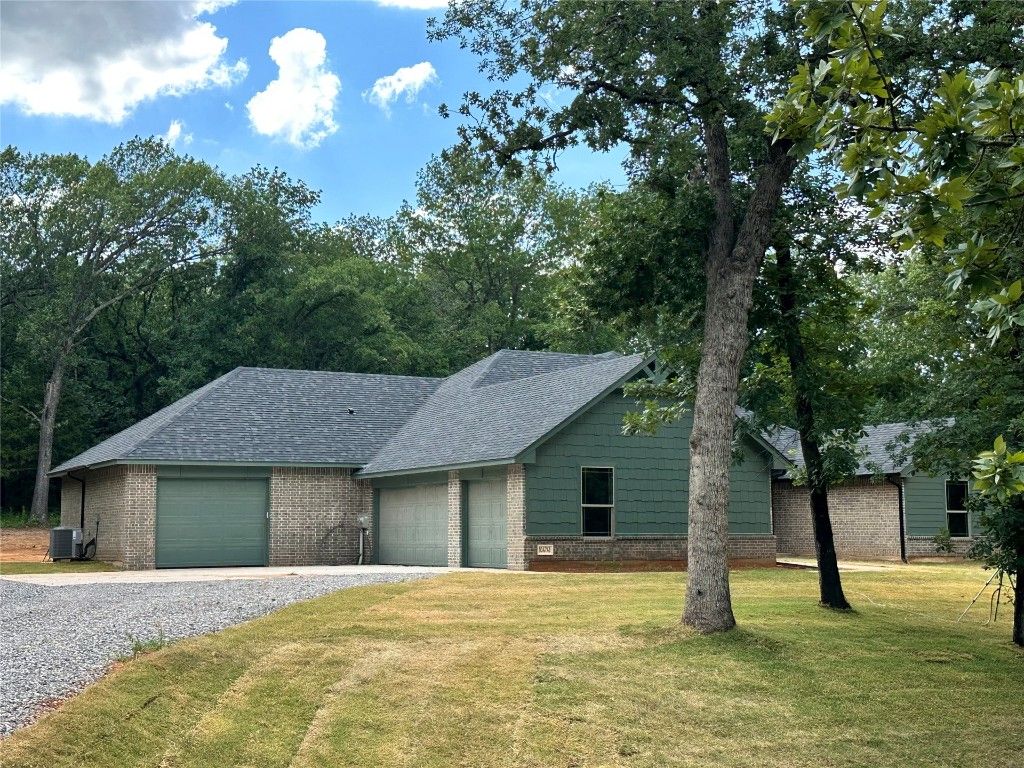 104741 S Pimlico Pass, Mcloud, OK 74851