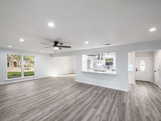 632 Melbourne Court, Hurst, TX 76053