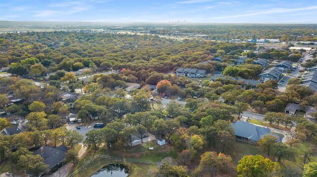 632 Melbourne Court, Hurst, TX 76053