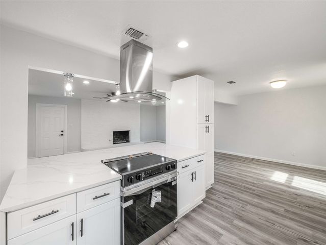 632 Melbourne Court, Hurst, TX 76053