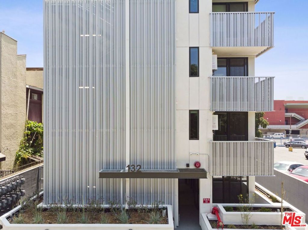 132 Rosemont Avenue 103, Los Angeles, CA 90026
