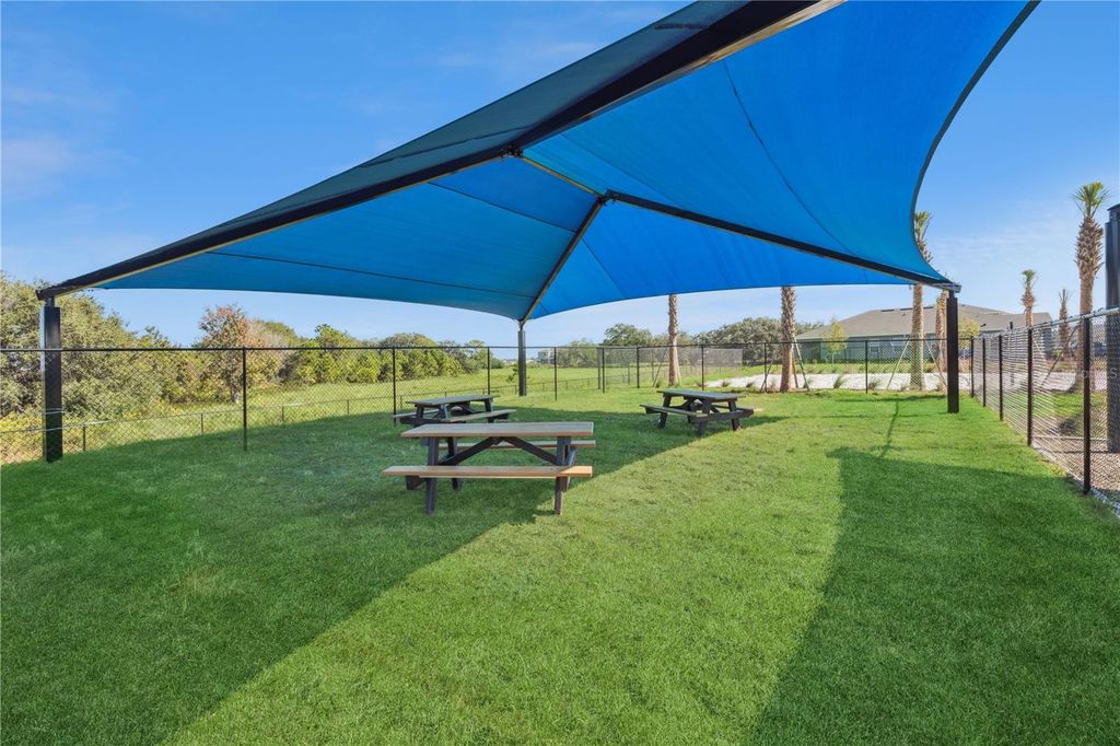 Image 28 of property listing at 733 PRESTON COVE DRIVE, St Cloud, FL 34771