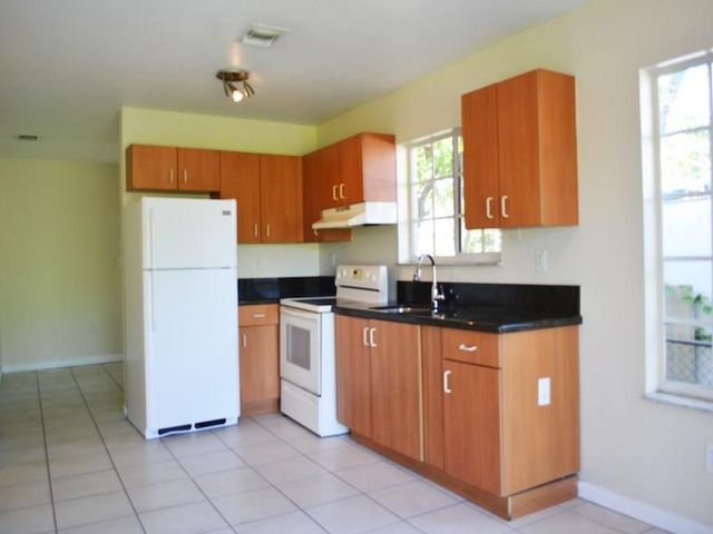 2911 NW 135th Street, Opa-locka, FL 33054