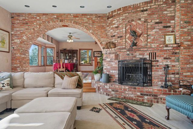 22707 Upton Rd, Plymouth, CA 95669