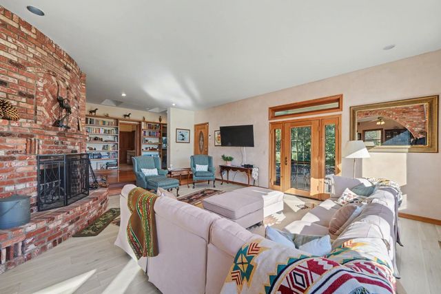 22707 Upton Rd, Plymouth, CA 95669