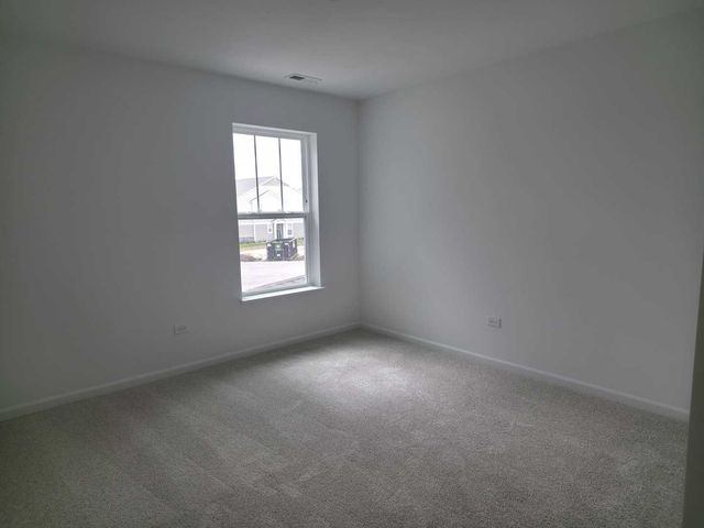 221 Cooney Way, Oswego, IL 60543
