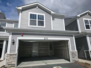 221 Cooney Way, Oswego, IL 60543