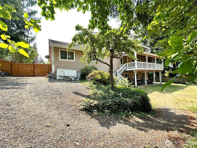 1605 27th Avenue SE, Puyallup, WA 98374