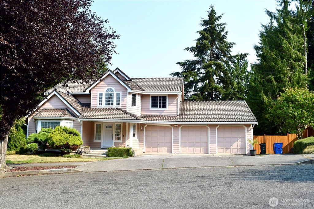 1605 27th Avenue SE, Puyallup, WA 98374