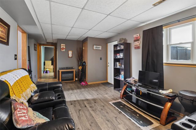 98 Snyder Street SE, Bondurant, IA 50035