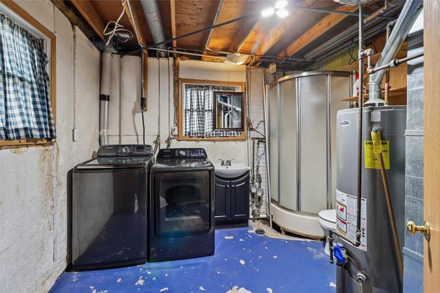 98 Snyder Street SE, Bondurant, IA 50035