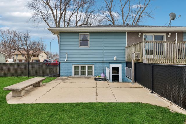 98 Snyder Street SE, Bondurant, IA 50035