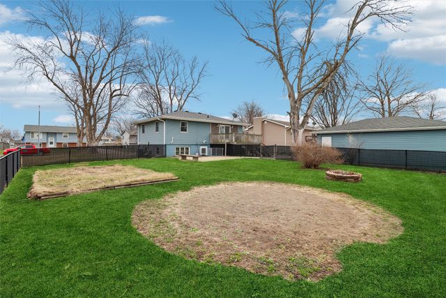 98 Snyder Street SE, Bondurant, IA 50035