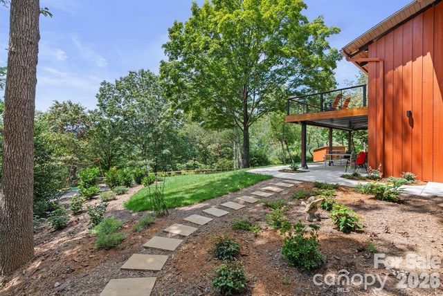 13 Kent Place, Asheville, NC 28804