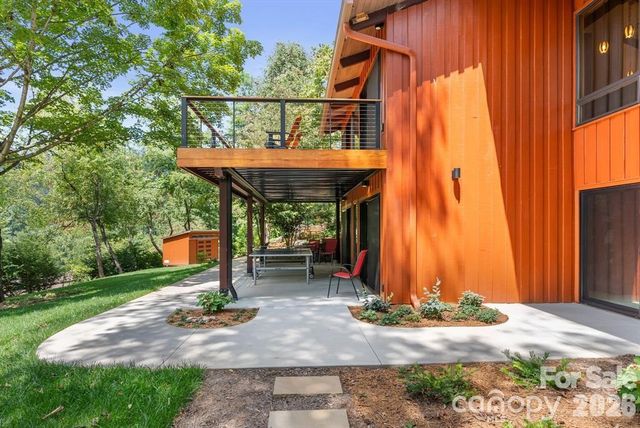 13 Kent Place, Asheville, NC 28804