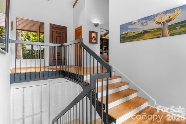 13 Kent Place, Asheville, NC 28804