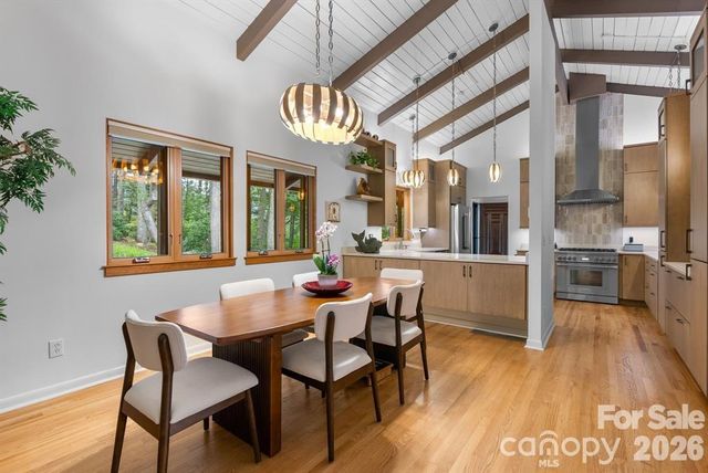 13 Kent Place, Asheville, NC 28804