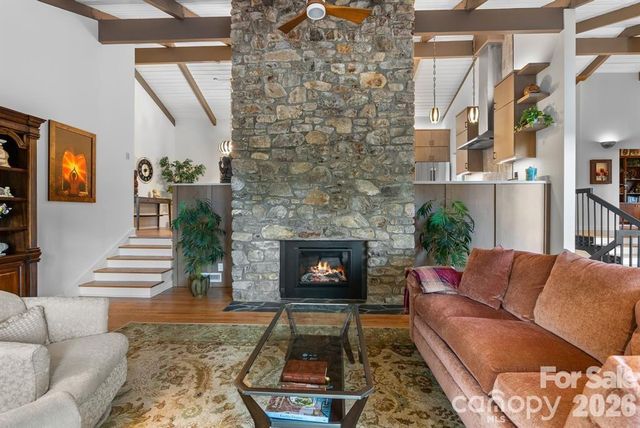 13 Kent Place, Asheville, NC 28804