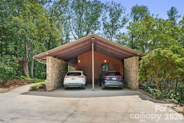 13 Kent Place, Asheville, NC 28804