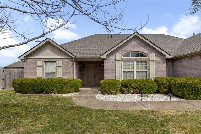 2010 Greenwood Cove, Pea Ridge, AR 72751