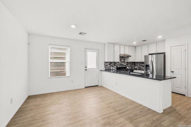 13543 Barton Cove, San Antonio, TX 78253