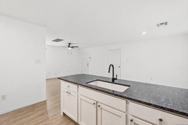 13543 Barton Cove, San Antonio, TX 78253