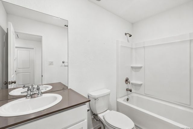 13543 Barton Cove, San Antonio, TX 78253