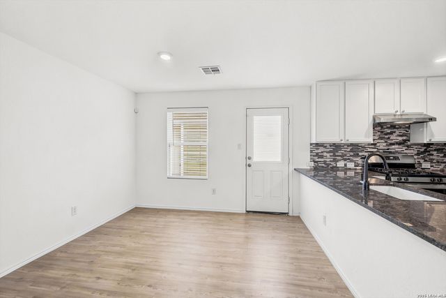 13543 Barton Cove, San Antonio, TX 78253