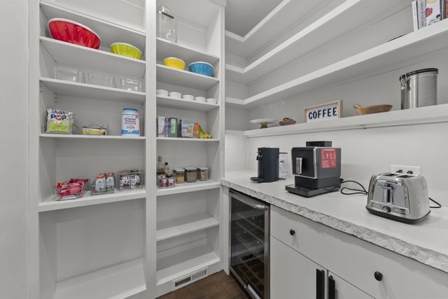 3934 Tarrington Lane, Upper Arlington, OH 43220