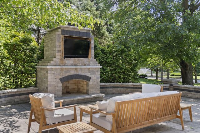 3934 Tarrington Lane, Upper Arlington, OH 43220