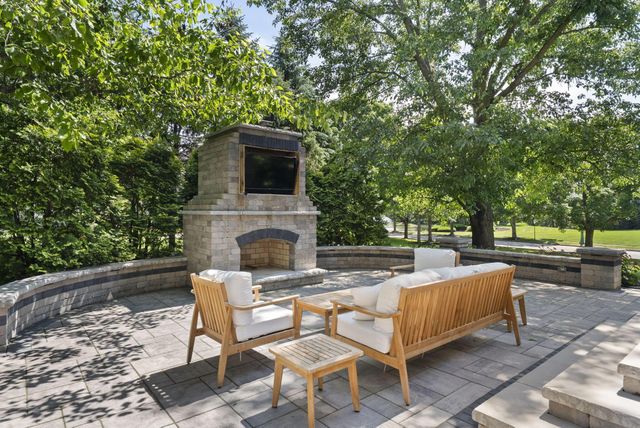 3934 Tarrington Lane, Upper Arlington, OH 43220