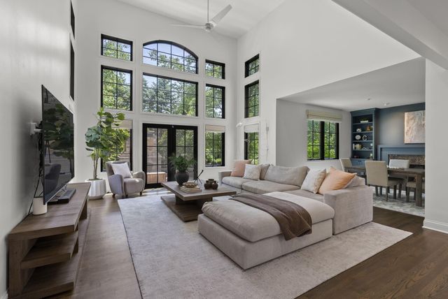 3934 Tarrington Lane, Upper Arlington, OH 43220