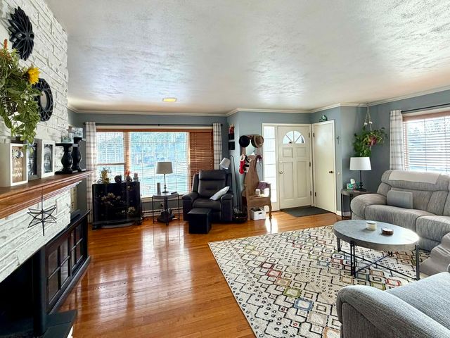 37610 N Holdridge Avenue, Beach Park, IL 60087