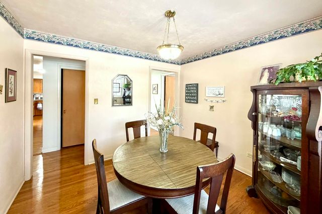 37610 N Holdridge Avenue, Beach Park, IL 60087