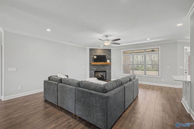 9043 SW Redstone Square Drive SW, Huntsville, AL 35824