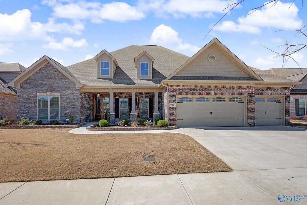 9043 SW Redstone Square Drive SW, Huntsville, AL 35824