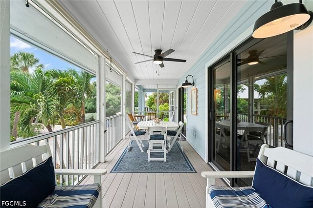 33 Urchin CT, Captiva, FL 33924
