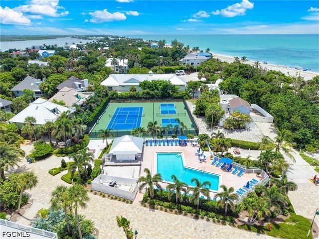 33 Urchin CT, Captiva, FL 33924