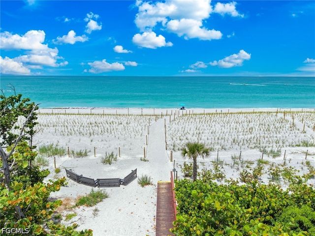 33 Urchin CT, Captiva, FL 33924