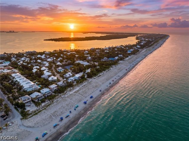 33 Urchin CT, Captiva, FL 33924
