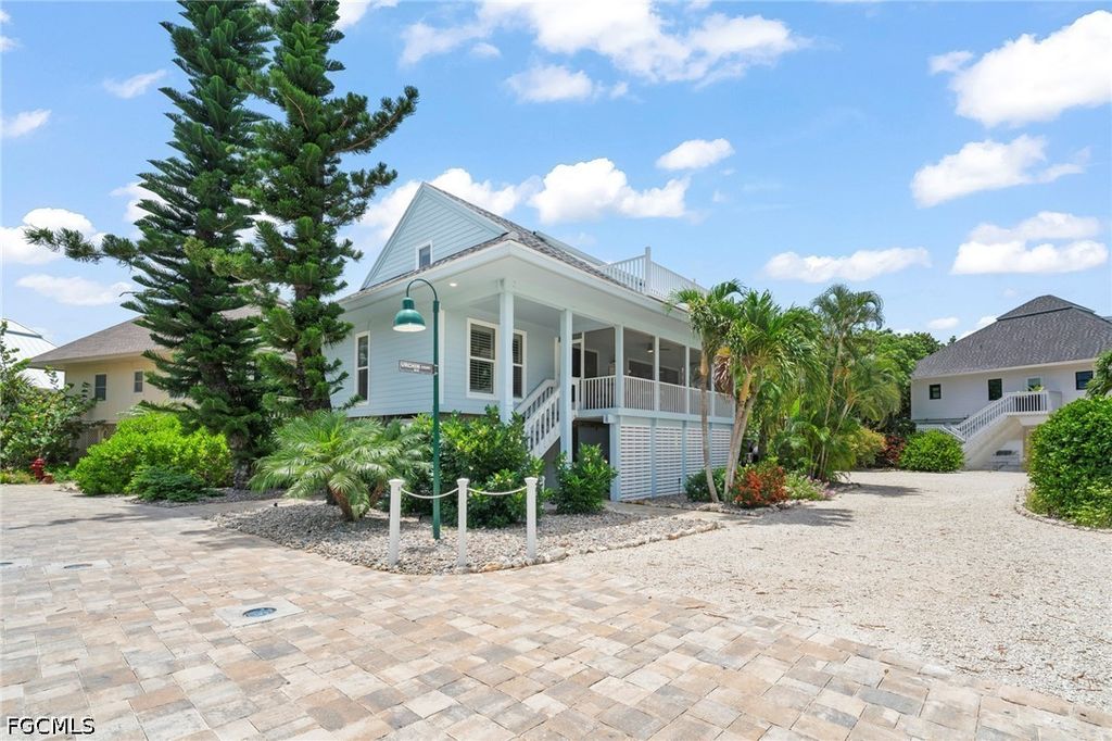33 Urchin CT, Captiva, FL 33924