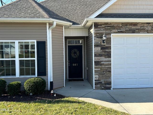 641 Retriever Lane, Mebane, NC 27302