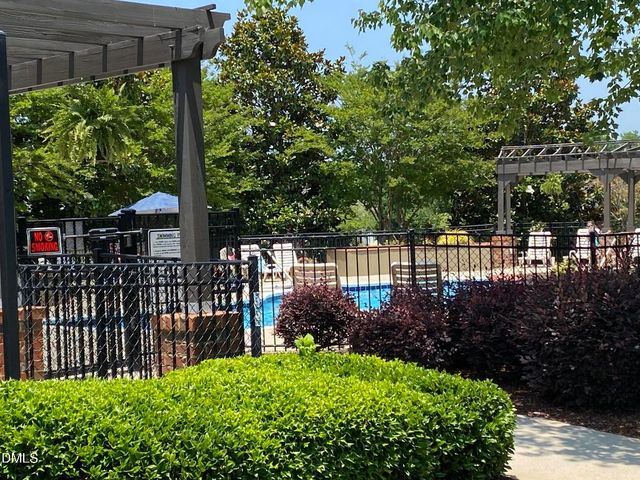 641 Retriever Lane, Mebane, NC 27302