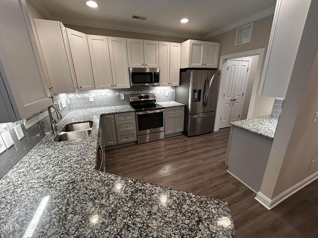 641 Retriever Lane, Mebane, NC 27302